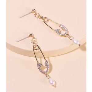 🔸Crystal🔸 Drop Pearl Safety Pin Earrings